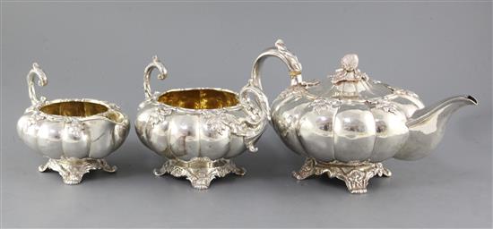 A George IV Irish silver melon shaped three piece tea set by Edward Crofton, gross 55 oz.